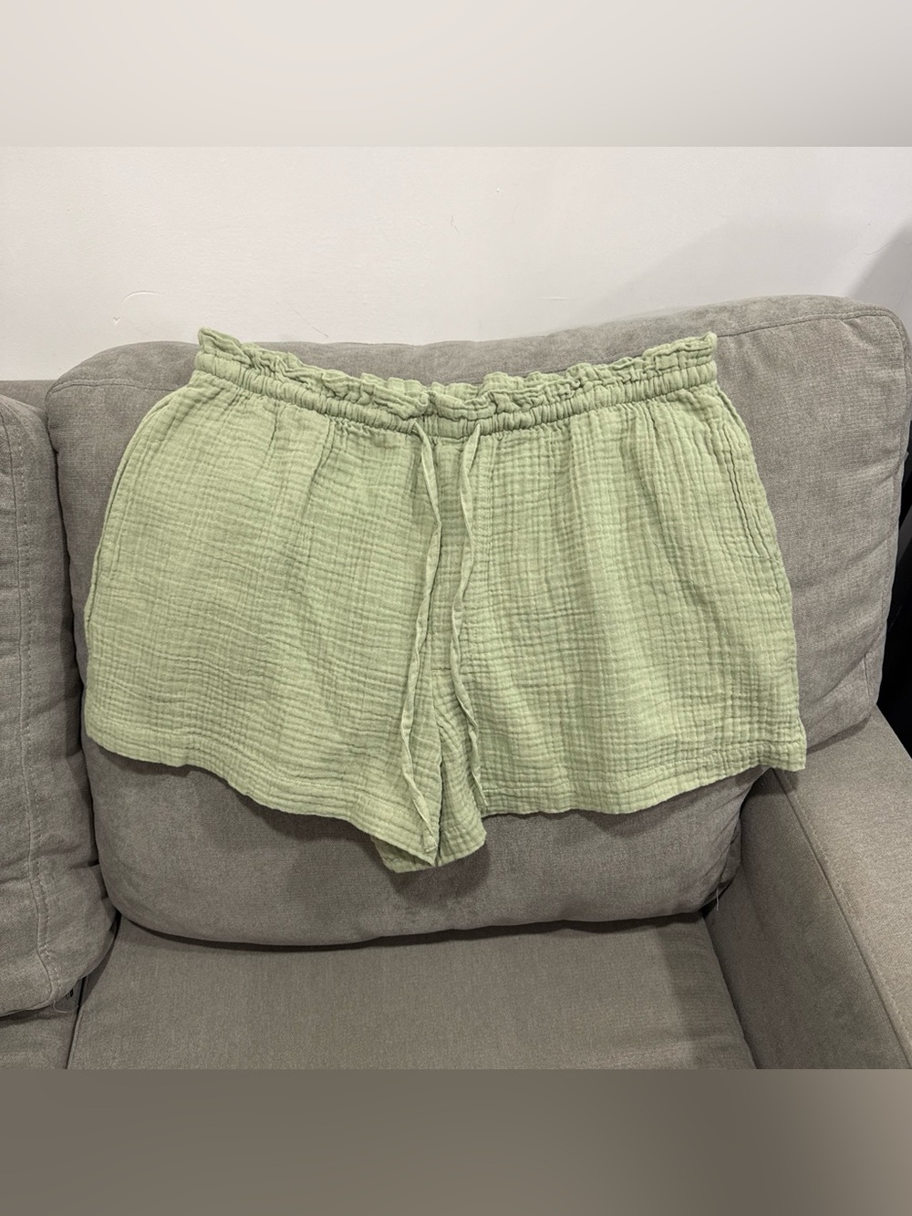 Universal Thread Shorts
